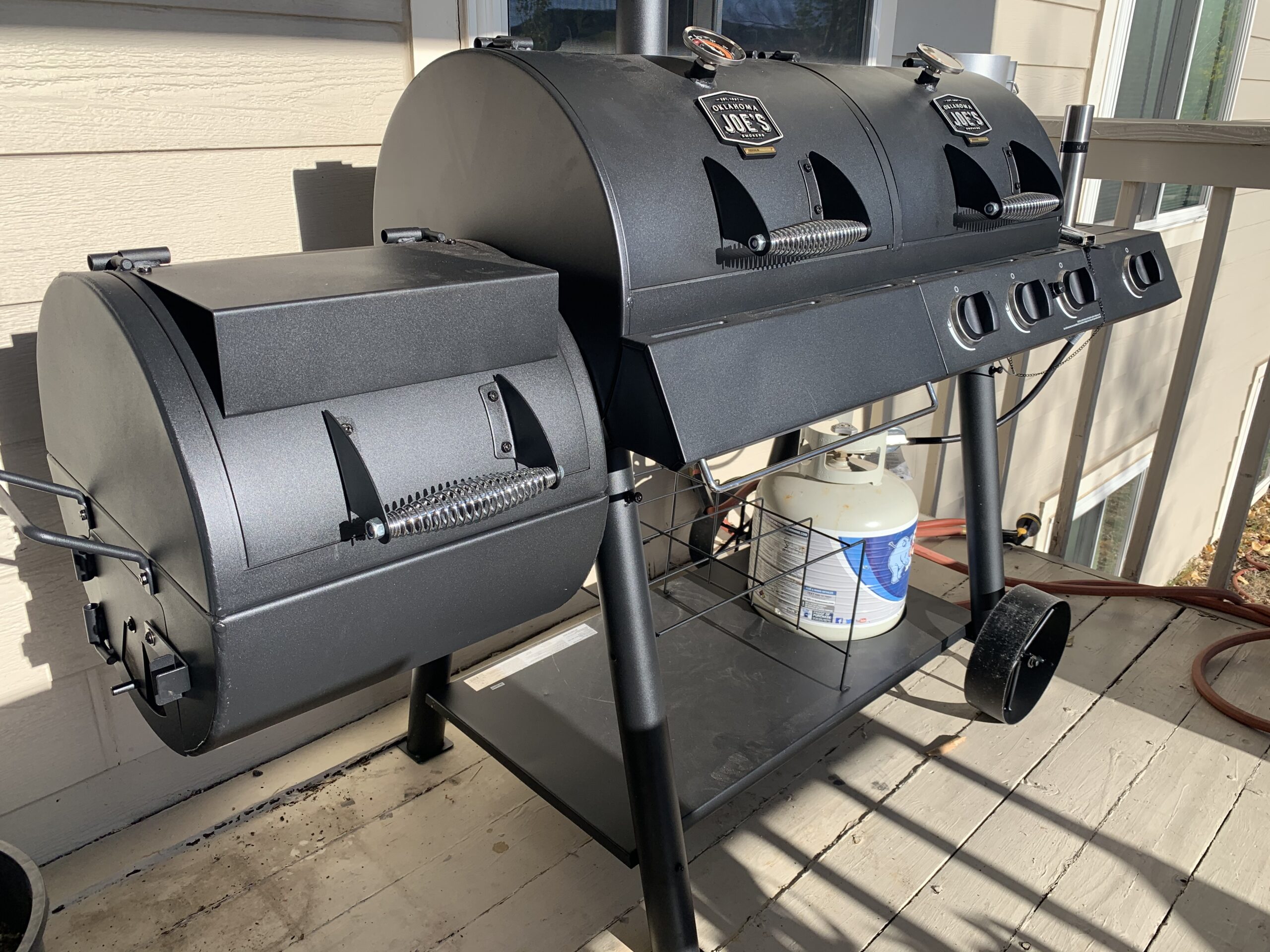 BBQ & Smoker – Sporting Road