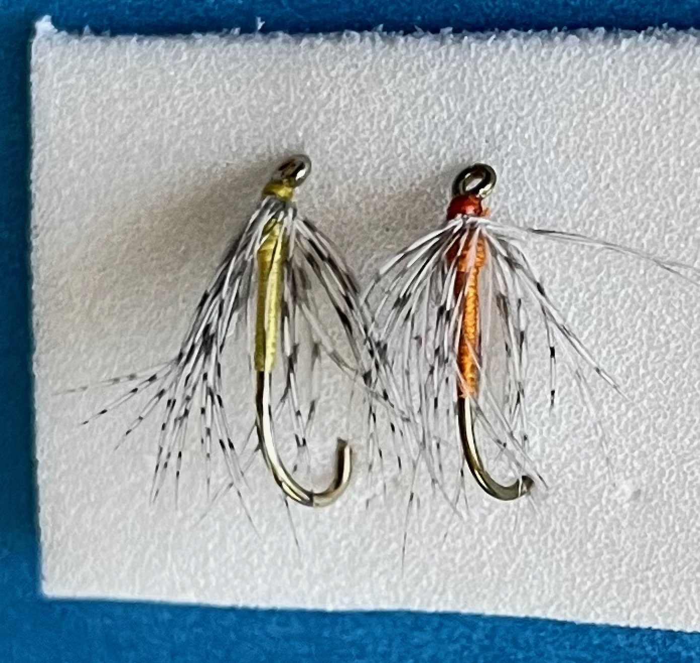 Finally got my size 20 nymph hooks in the mill to practice tying smaller.  Here's my first one! : r/flytying